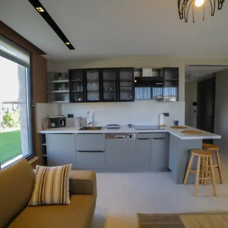 아파트 Modern 1-br With Pool Access Near G-3 38 *