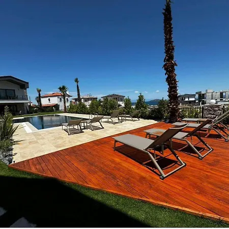 Modern 1-br With Pool Access Near G-3 38 Ayvalı