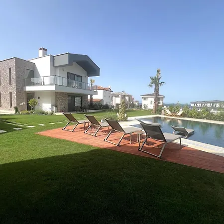 Modern 1-br With Pool Access Near G-3 38 아파트 *